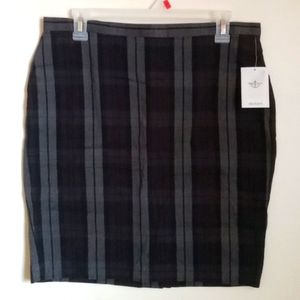 *Final Price* NWT Dockers Plaid Striped Skirt